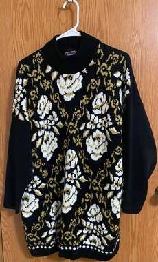 Trimmings Plus Black Floral Metallic Mockneck Sweater Size 20W